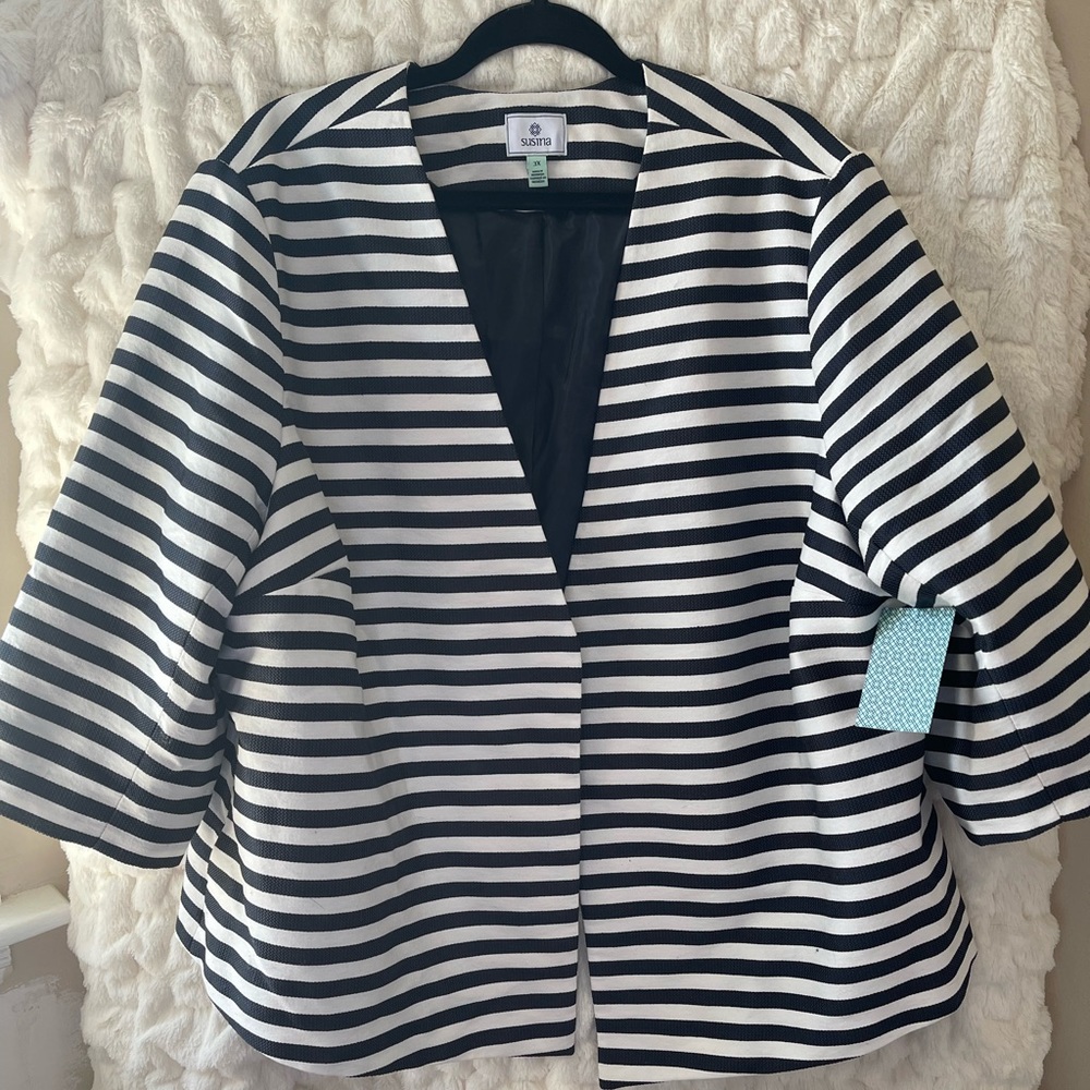NWT Susina navy & white striped blazer